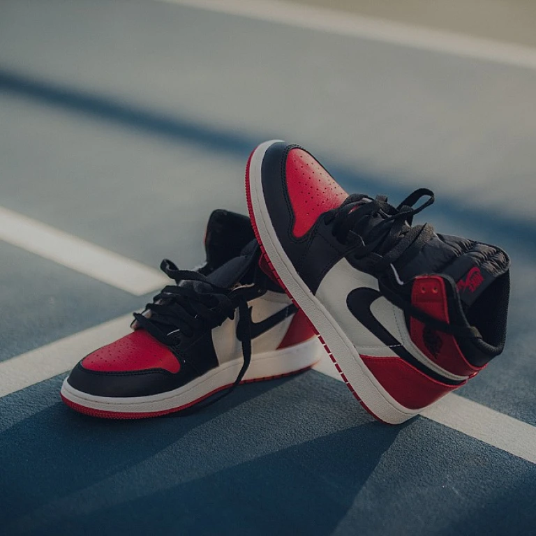L'attrait irrésistible des jordan 4 off white