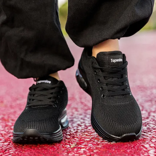 Topwolve Baskets Femme Chaussures de Running Léger Respirant Chaussures de Course Confortable Extérieur Chaussure de Sport Fitness Sneakers 42 EU Tout Noir