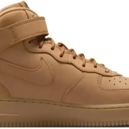 Test Nike Air Force 1 Mid '07 PRM QS Flax : la classique montante qui mise surtout sur le look